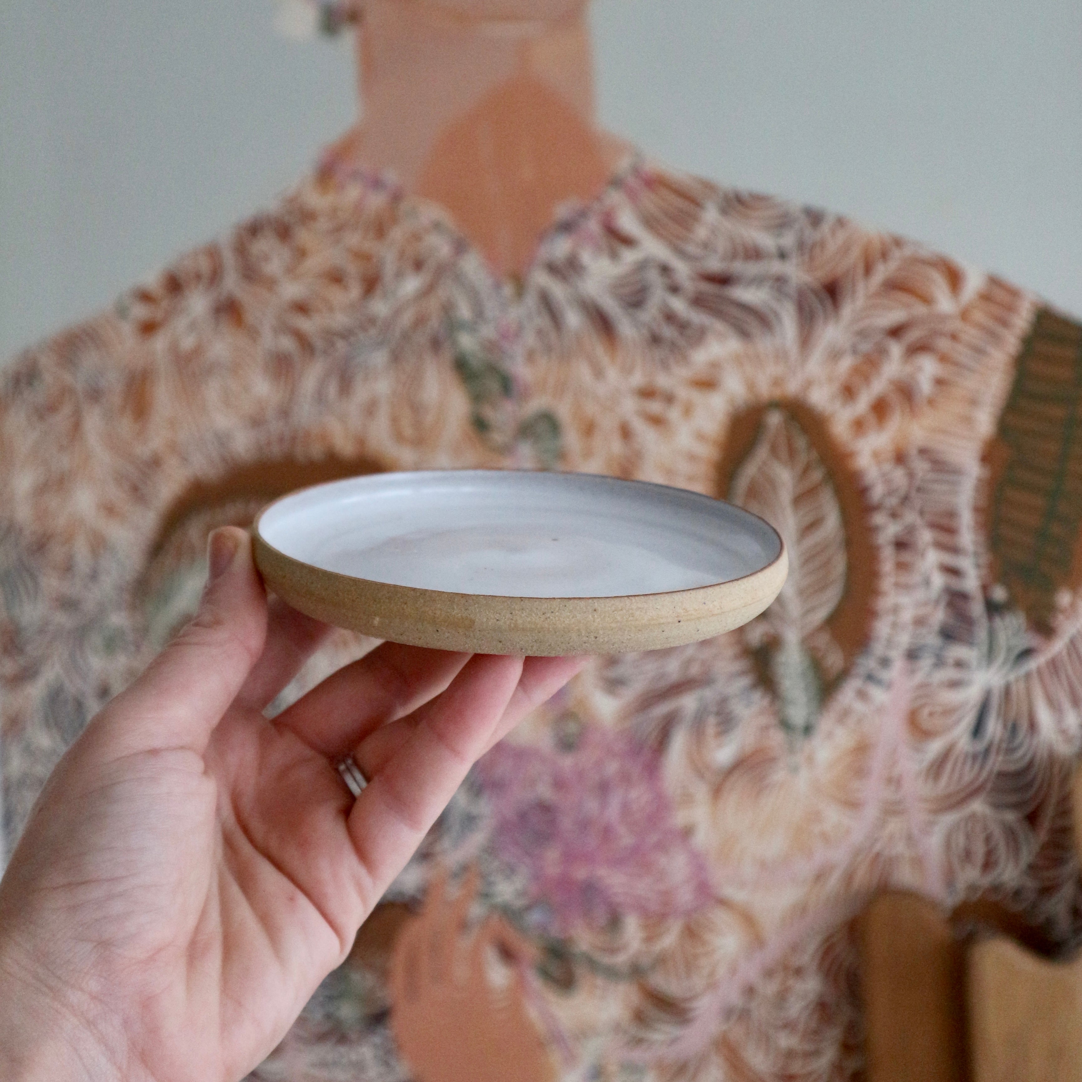 HONEYCOMB PLATE GRAPE FIG